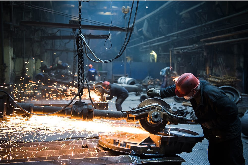 Testere Kesim: Geleneksel ve Modern Metal İşlemenin Temel Yöntemi